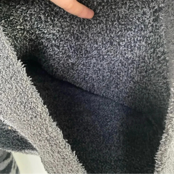 Barefoot Dreams Cozy Chic Seaside Crew Neck Zebra Camo Super Soft Sweater Small - Picture 11 of 14